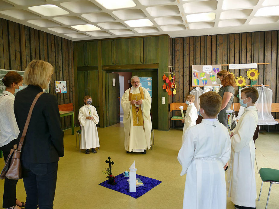 Feier der 1. Heiligen Kommunion in Sankt Crescentius (Foto: Karl-Franz Thiede)